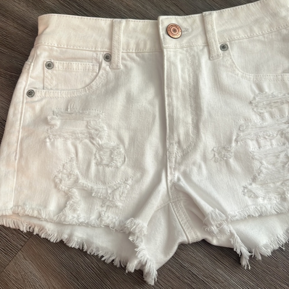 Distressed White Shorts - Picture 2 of 4